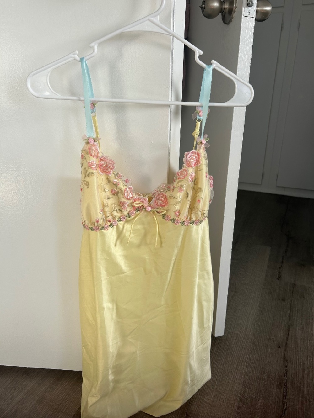 For Love and Lemons slip